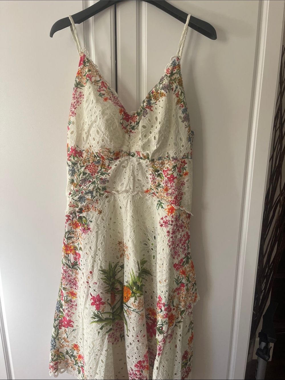 FARM Rio White Floral Eyelet Midi Scarf Dress with Spaghetti Straps. Med.NWOT - Picture 6 of 11